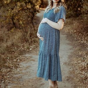 Pinkblush floral smocked Maternity dress - Size Large